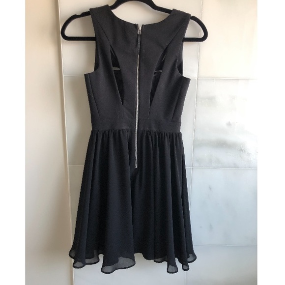 Bardot Black cut out dress - Picture 3 of 5